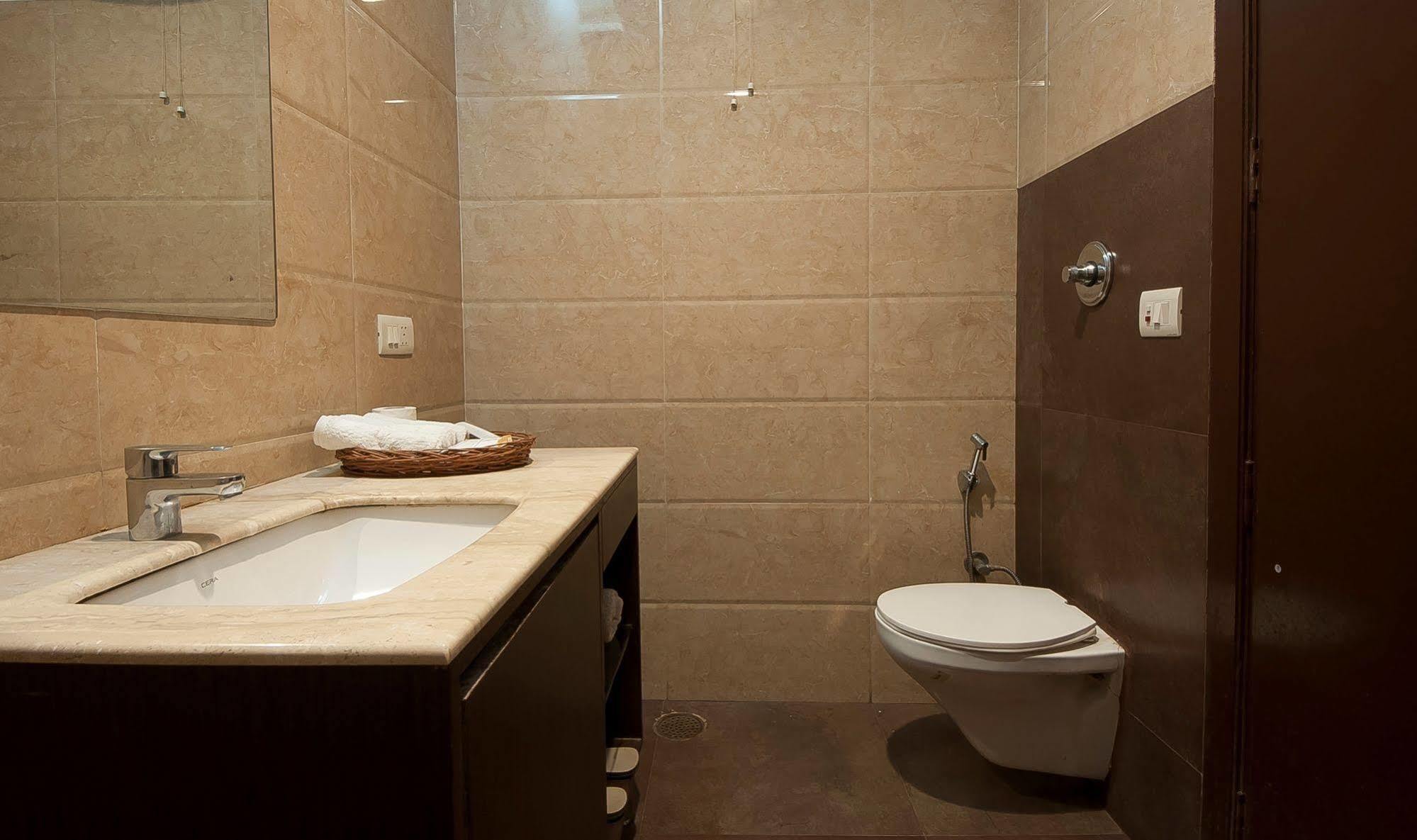 Fabhotel Basera Амритсар Экстерьер фото
